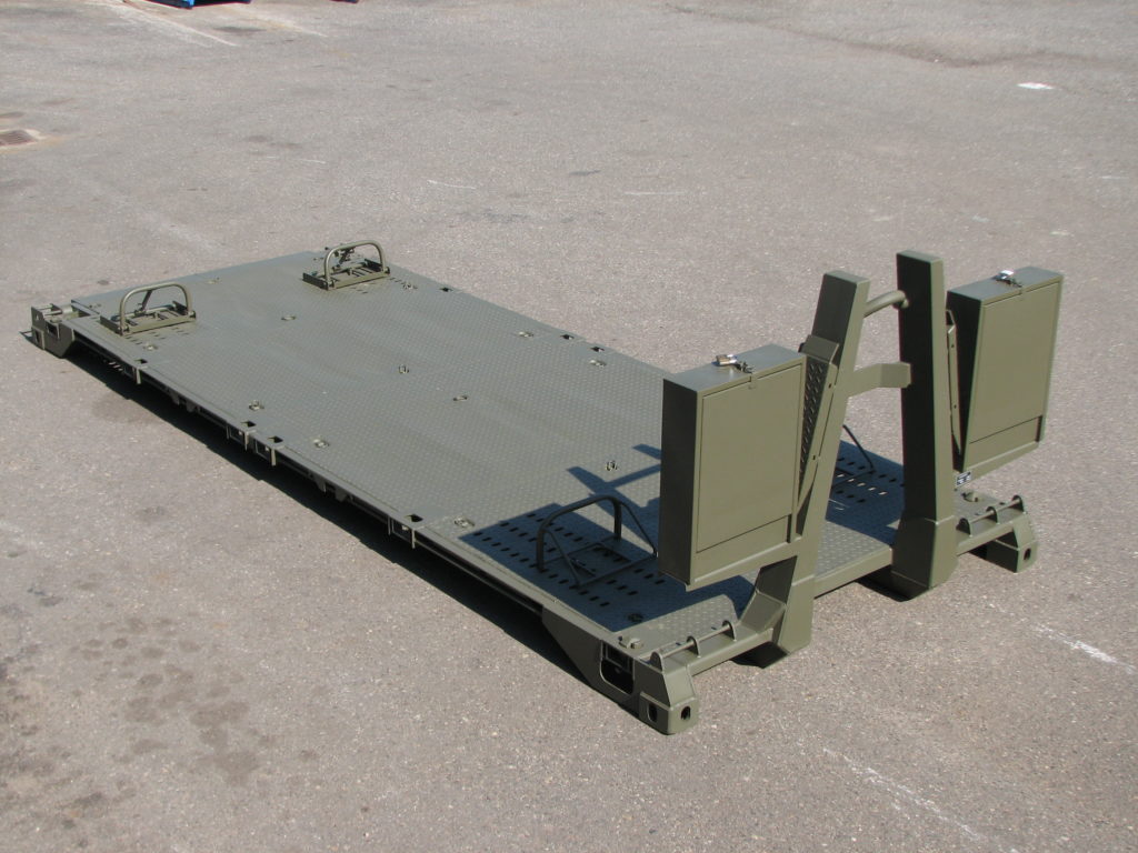 Платформа под платформу. M1077 Flatrack. Эвакуаторная платформа мультилифт. Армейский военный мультилифт. Платформа эвакуатора под мультилифт.